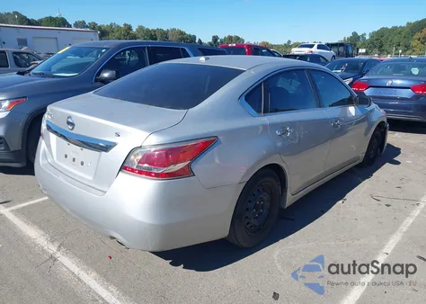 2015 Nissan Altima 2.5/2.5 S/2.5 Sl/2.5 Sv z USA, uszkodzony, nr VIN 1N4AL3AP0FC280489
